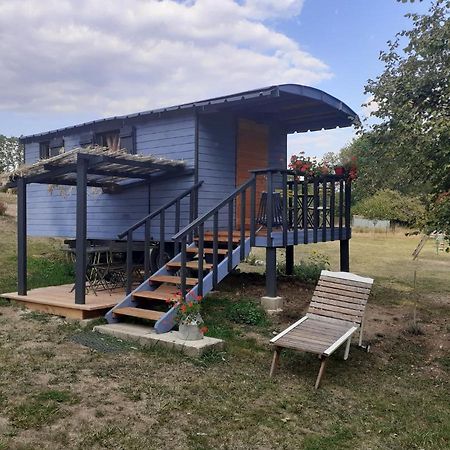 La Roulotte De La Clef Des Champs Hotel Buzancy  Kültér fotó
