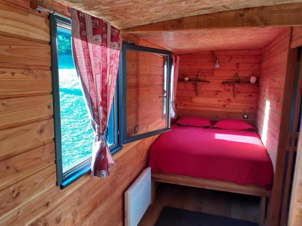 La Roulotte De La Clef Des Champs Hotel Buzancy  Kültér fotó